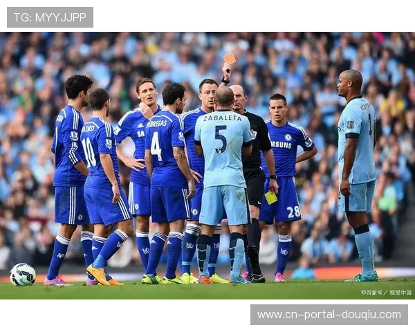 美因茨0-0圣保利，双方门将表现稳健力保球门不失。