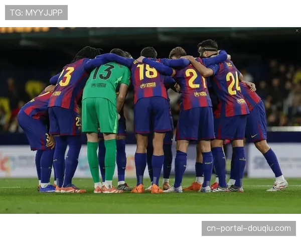 西甲中游困局:除皇马、巴萨外,欧战席位竞争球队与降级区分差仅15分 西甲中游困局:除皇马、巴萨外,欧战席位竞争球队与降级区分差仅15分