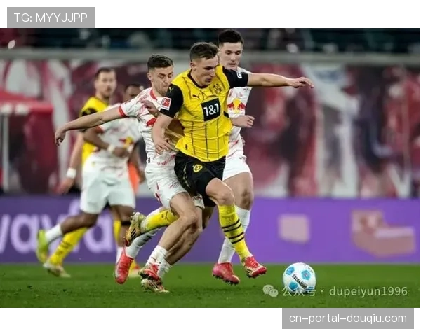 实时：多特蒙德半场2-0领先莱比锡，阿德耶米梅开二度